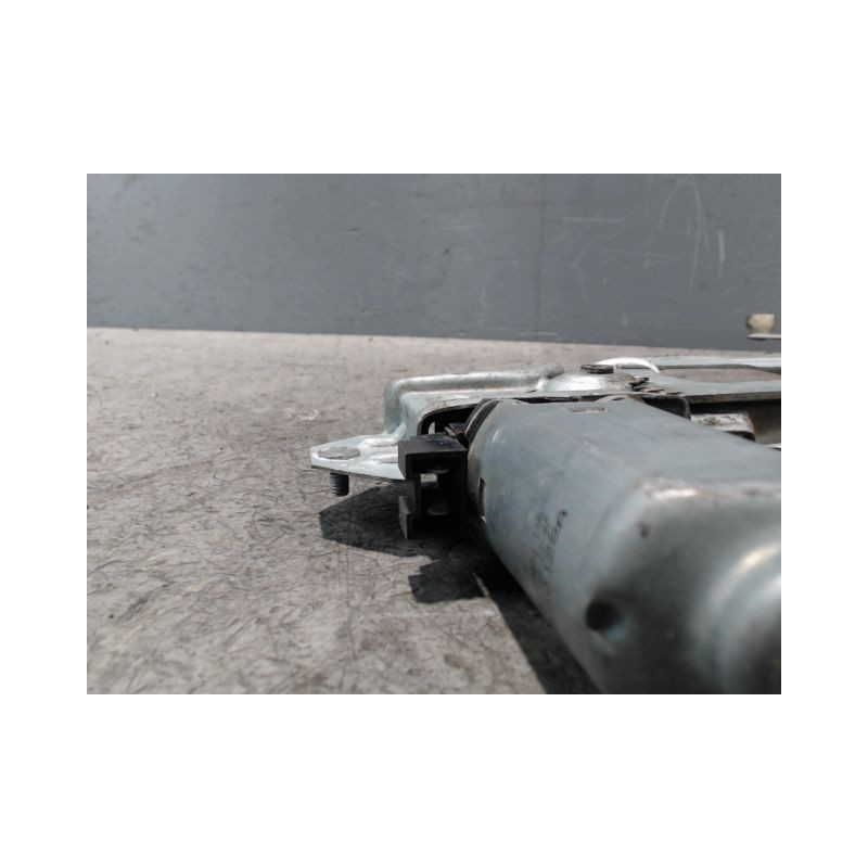 MECANISME+MOTEUR LEVE-GLACE AVANT DROIT PEUGEOT 205 87-98