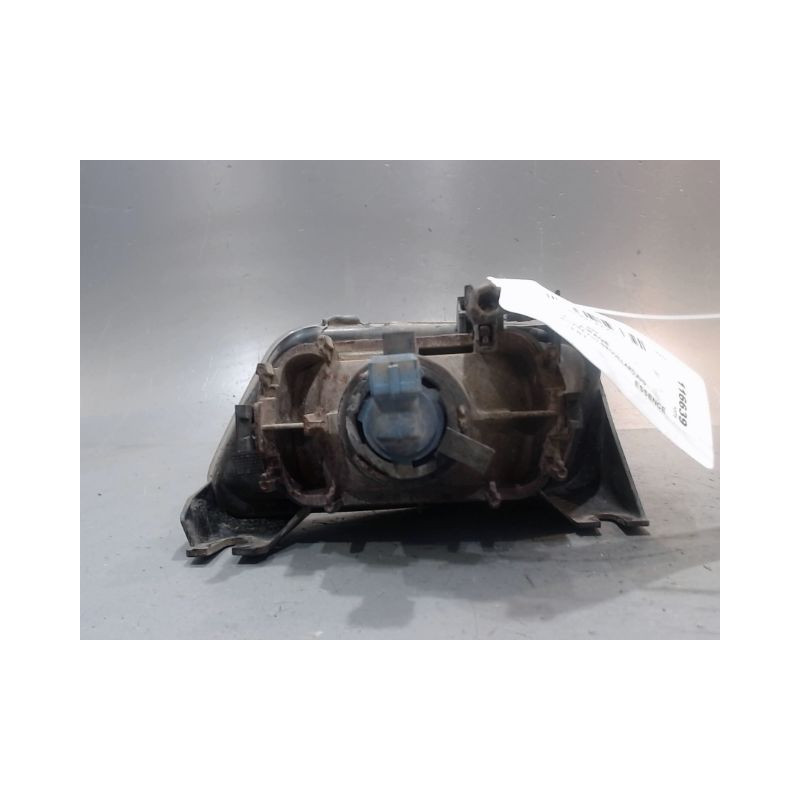 PHARE ANTIBROUILLARD AVANT GAUCHE CITROEN SAXO