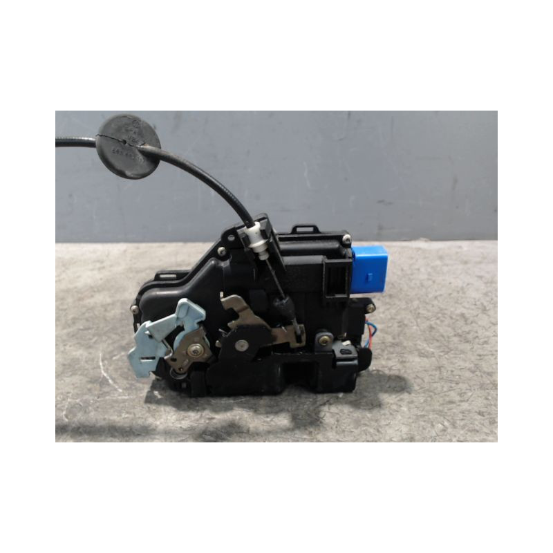 SYSTEME CONDAMNATION AVANT GAUCHE VOLKSWAGEN GOLF V 2003-2009