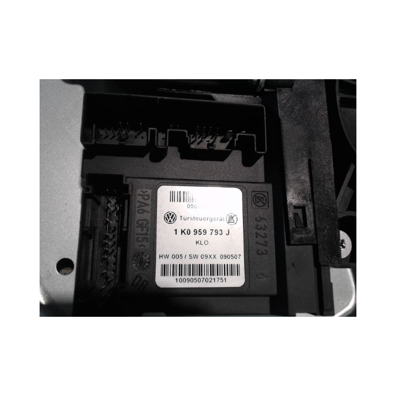 MECANISME+MOTEUR LEVE-GLACE AVANT GAUCHE SKODA OCTAVIA 2000-
