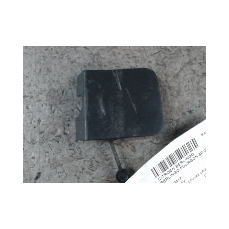 OBTURATEUR COUVRE CROCHET DE BOUCLIER AV CITROEN BERLINGO FOURGON 08-