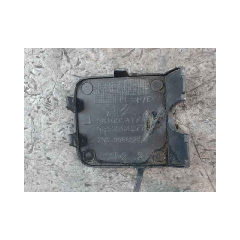 OBTURATEUR COUVRE CROCHET DE BOUCLIER AV CITROEN BERLINGO FOURGON 08-