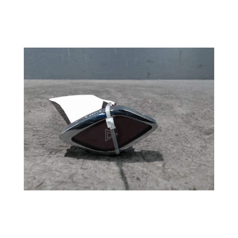 BOUTON DE WARNING CITROEN C3 2009-