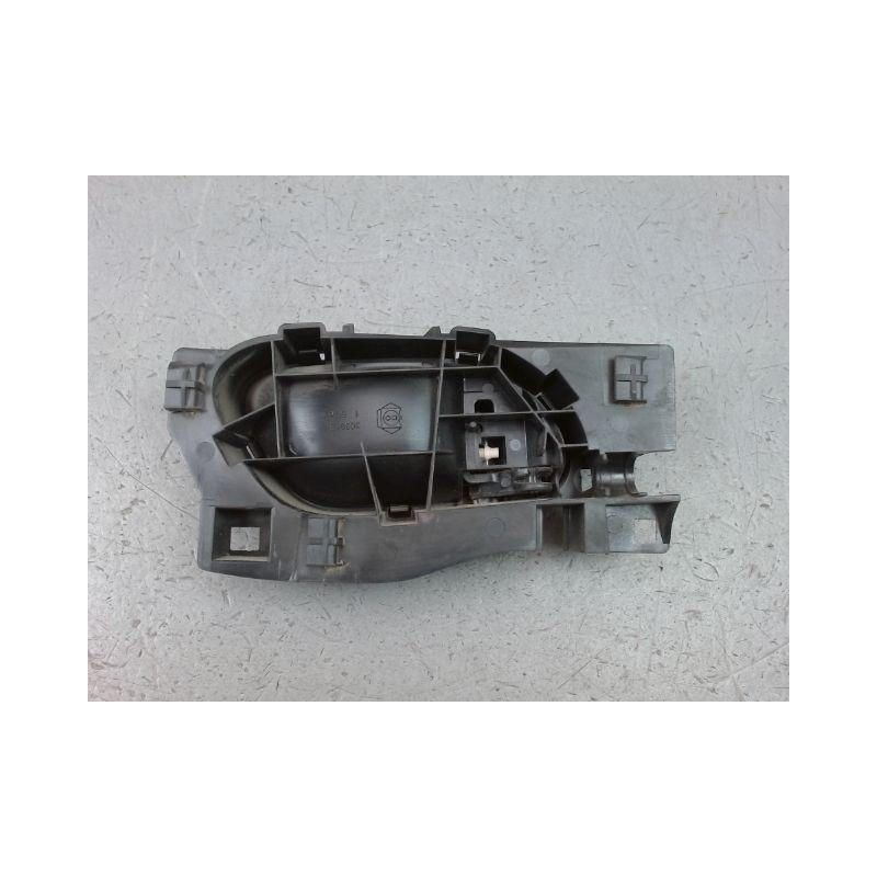 POIGNEE INTERIEURE PORTE AVANT GAUCHE CITROEN BERLINGO FG II Phase 1 (B9) 2008-2012