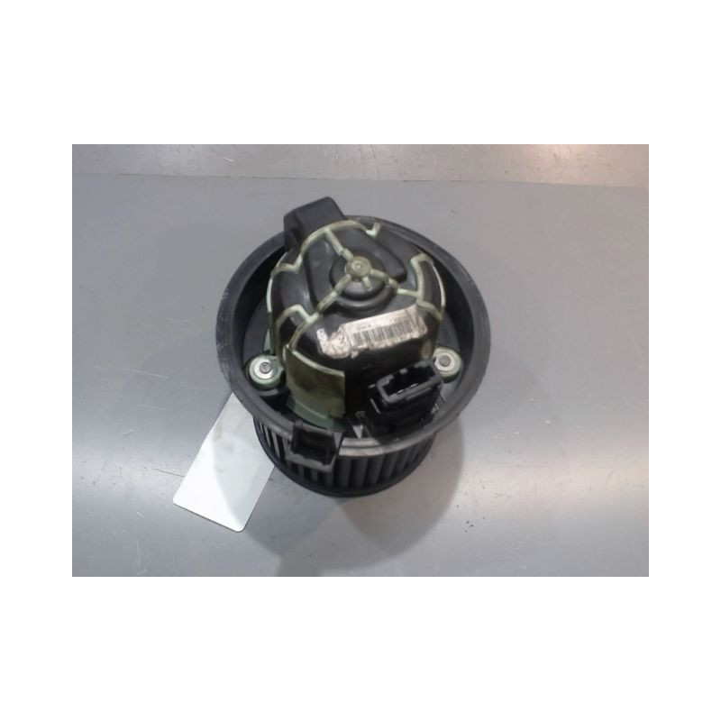 MOTEUR VENTILATEUR CHAUFFAGE PEUGEOT 308