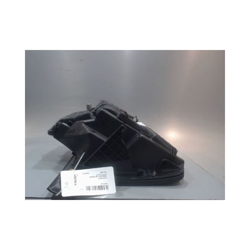 BOITE A GANTS AUDI A1