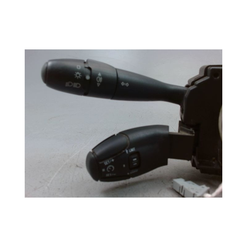 BLOC COMMODOS PEUGEOT 206 + 2009-2013