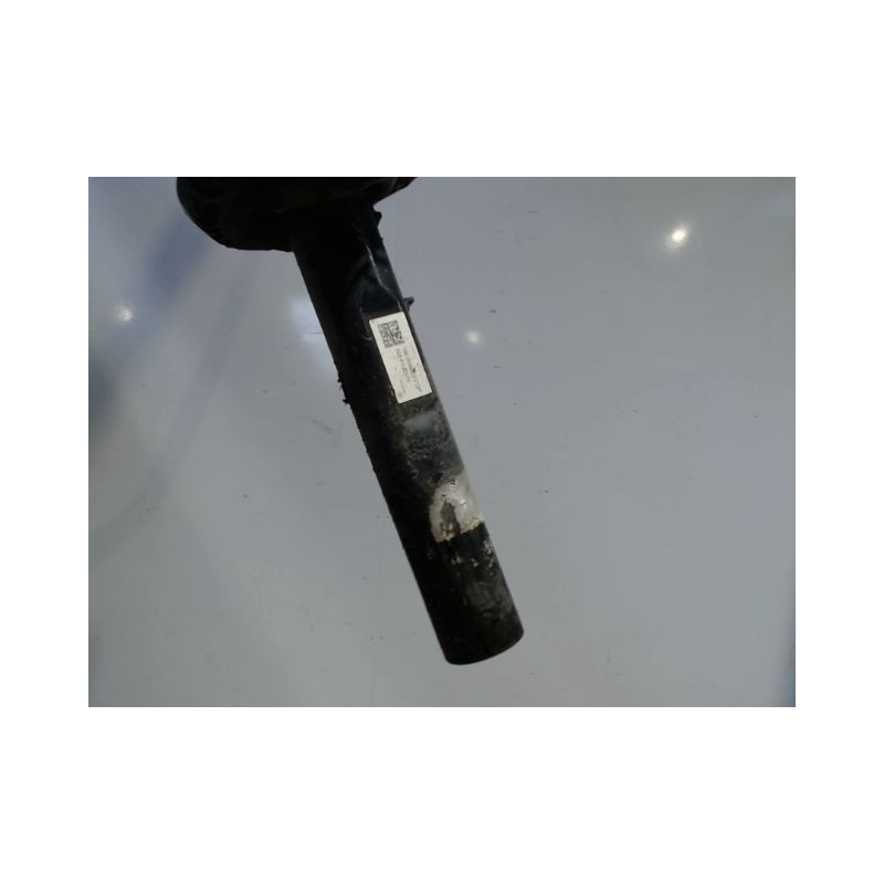 AMORTISSEUR AVANT DROIT VOLKSWAGEN GOLF