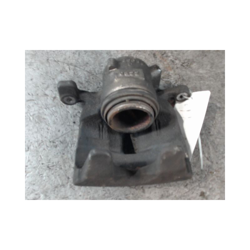ETRIER DE FREIN AVANT DROIT BMW SERIE 1
