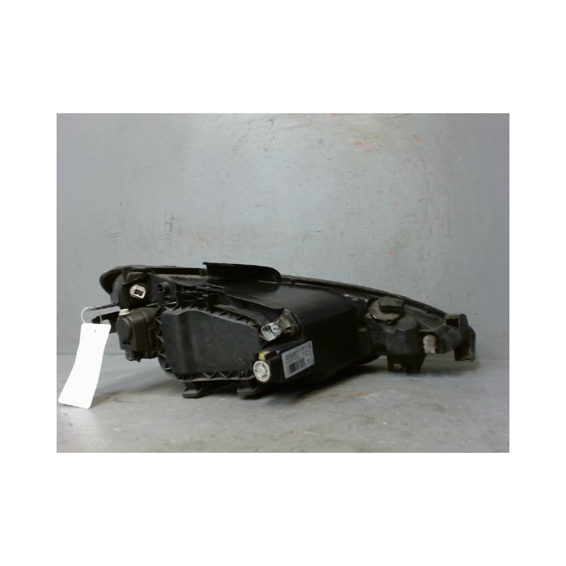 PHARE GAUCHE PEUGEOT 206