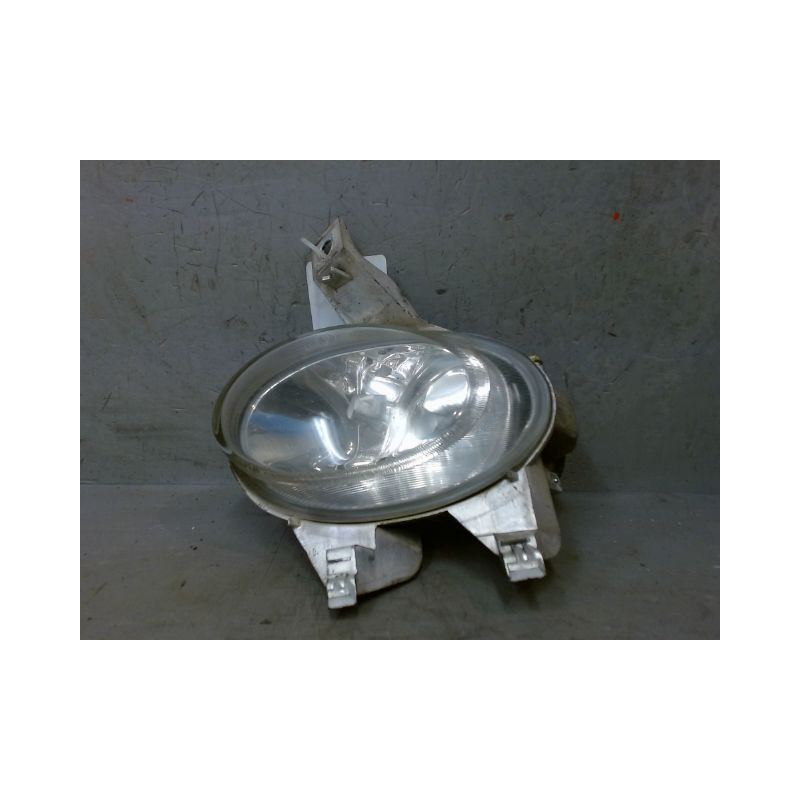 PHARE ANTIBROUILLARD AVANT DROIT PEUGEOT 206