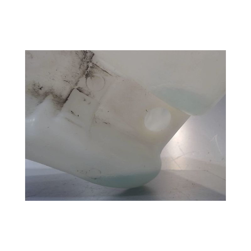 RESERVOIR LAVE-GLACE AVANT PEUGEOT 207