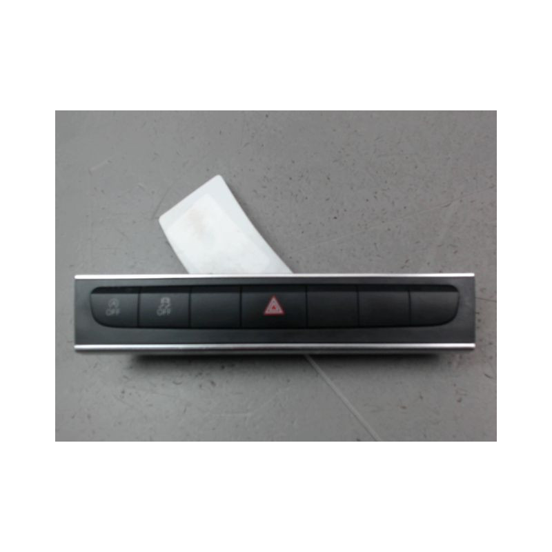 BOUTON DE WARNING AUDI A3 2003-