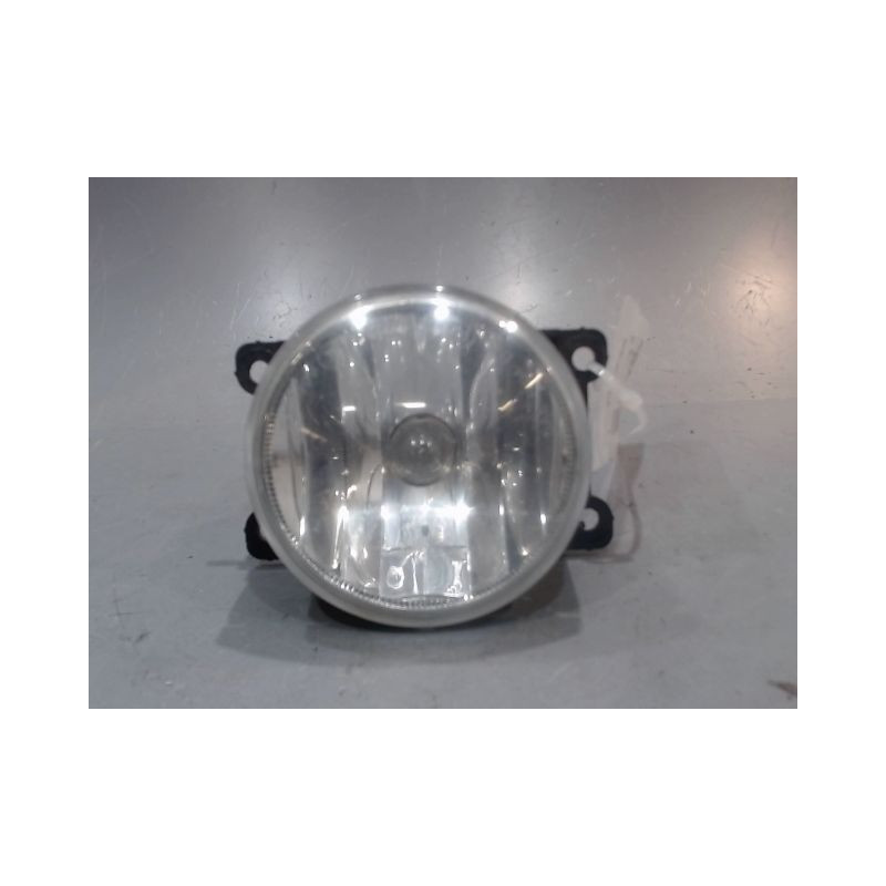 PHARE ANTIBROUILLARD AVANT DROIT PEUGEOT 5008