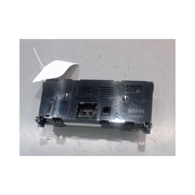 COMMANDE DE CHAUFFAGE PEUGEOT 5008