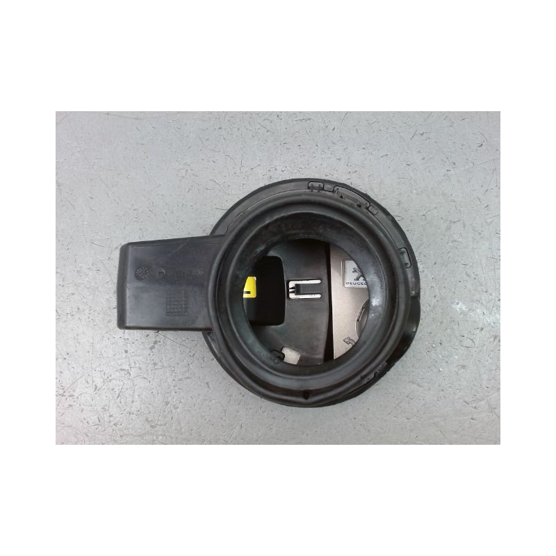 VOLET DE TRAPPE CARBURANT PEUGEOT 3008 BREAK I Phase 1 2009-2013