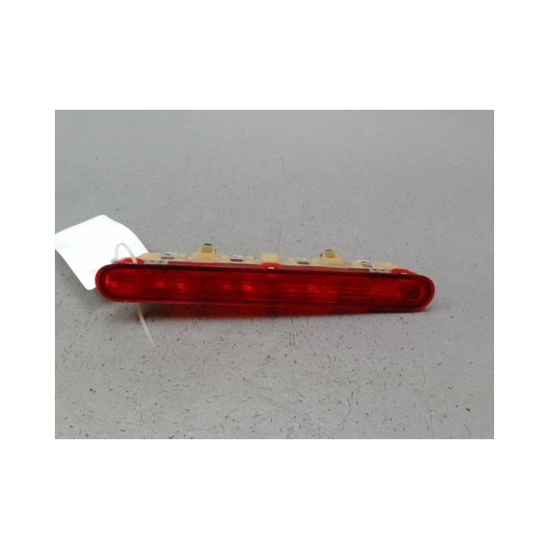 FEUX STOP SUPPLEMENTAIRE PEUGEOT 207 2006-2013