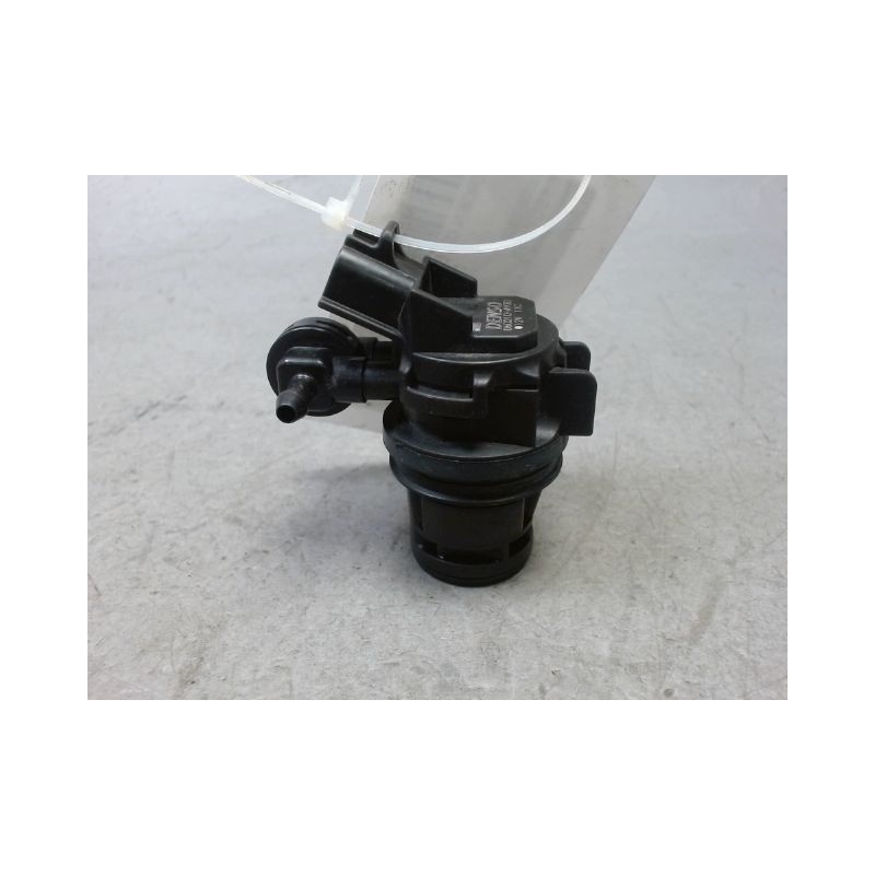 POMPE LAVE-GLACE AVANT CITROEN C-ZERO