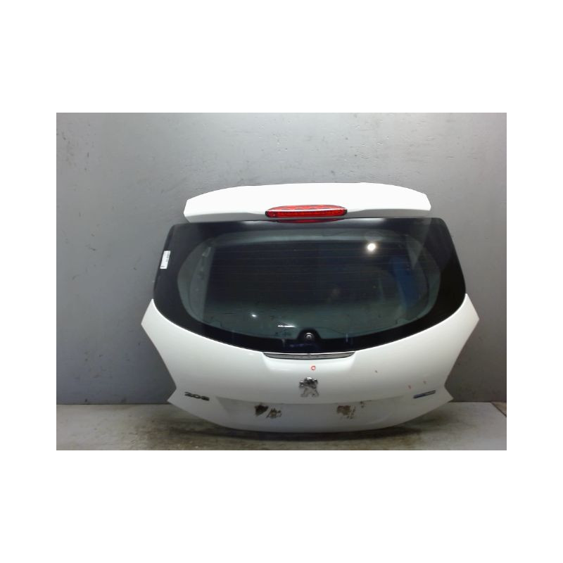 HAYON PEUGEOT 208