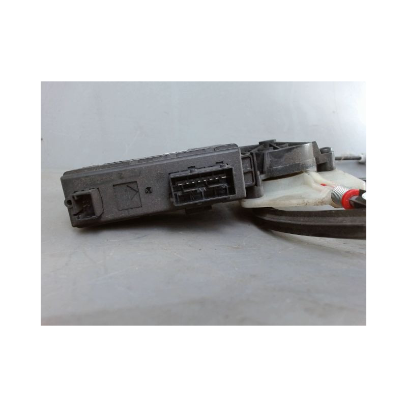 MECANISME+MOTEUR LEVE-GLACE AVANT GAUCHE CITROEN C4