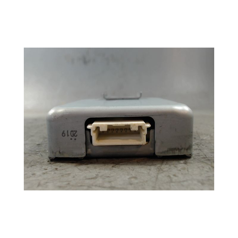 BOITIER ALARME TOYOTA RAV4 2006