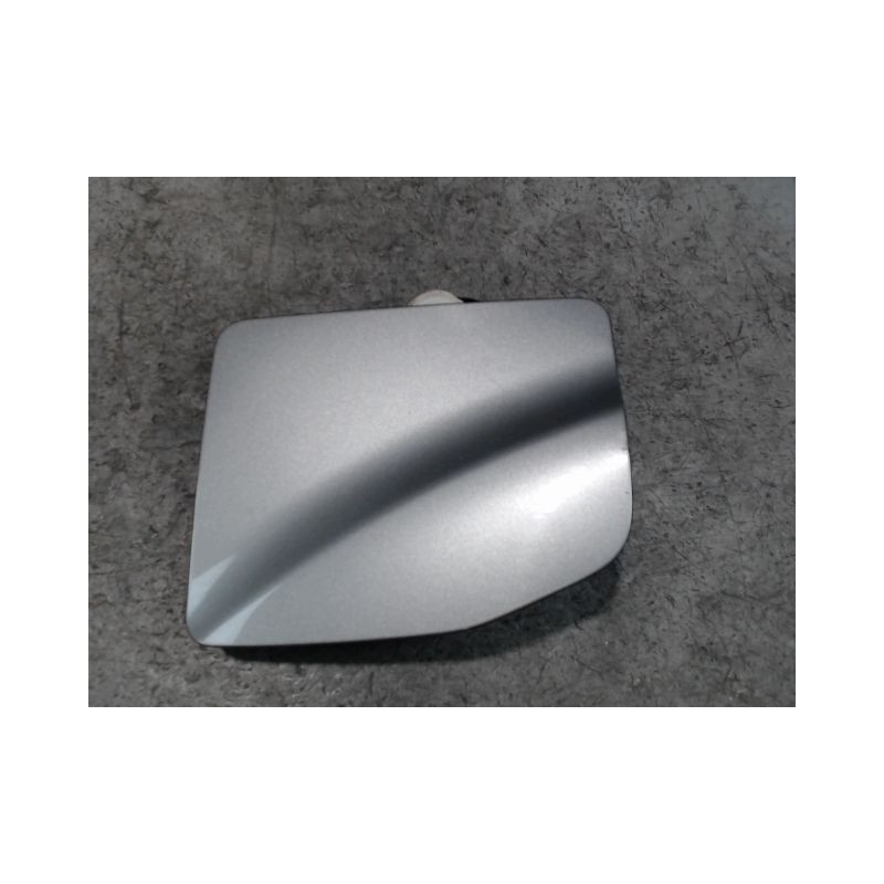 VOLET DE TRAPPE CARBURANT NISSAN NP300
