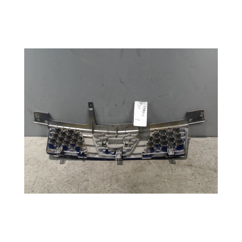 CALANDRE NISSAN X-TRAIL