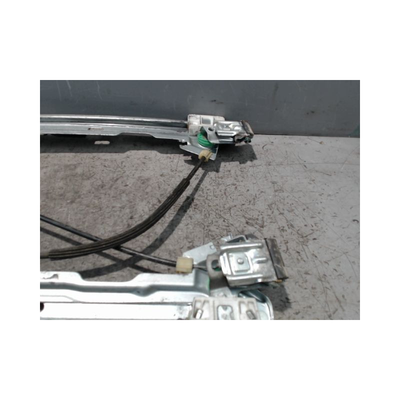 MECANISME+MOTEUR LEVE-GLACE AVANT GAUCHE MERCEDES VITO FOURGON LONG 2003-