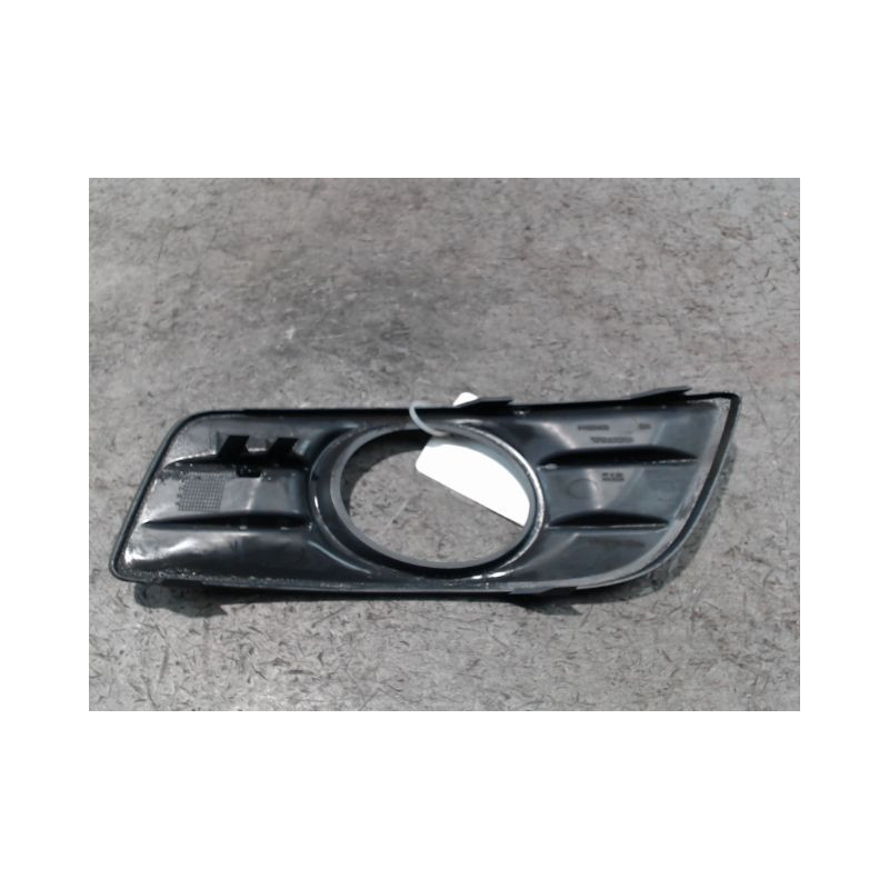 OBTURATEUR PHARE ADDITIONNEL PARE-CHOC AVD VOLVO V50