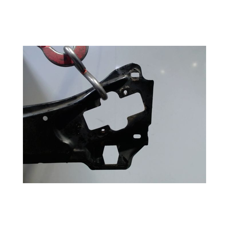 TRAVERSE SUPERIEURE ARMATURE AVANT MERCEDES CLASSE C COUPE SPORT 2004-