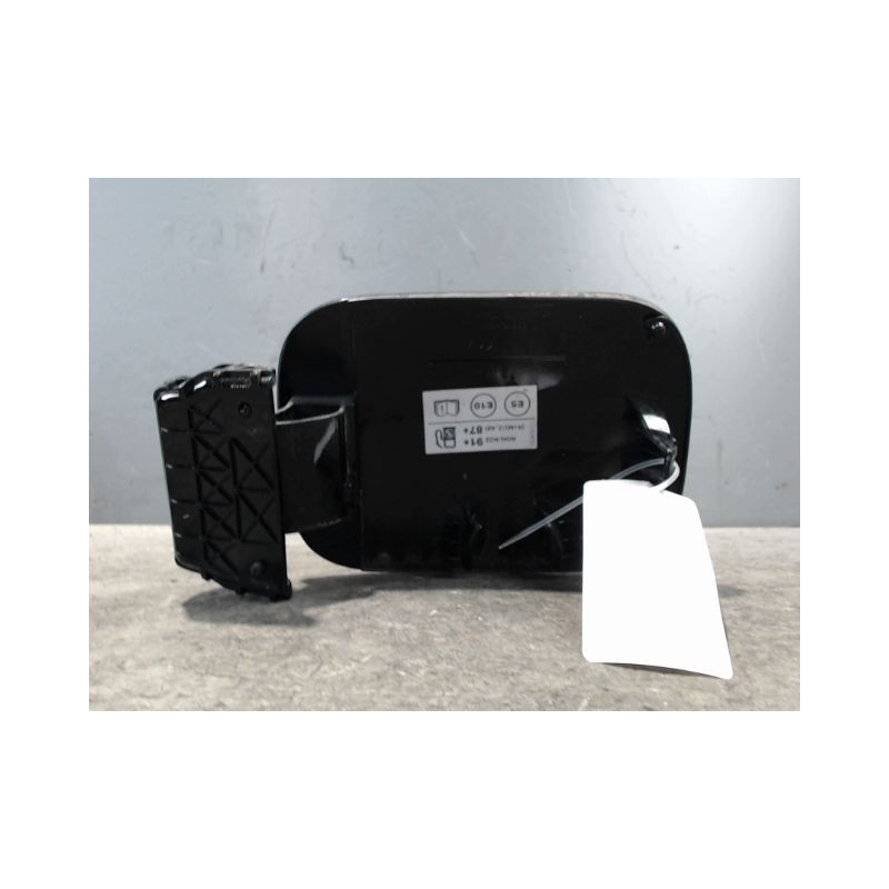 VOLET DE TRAPPE CARBURANT KIA STONIC