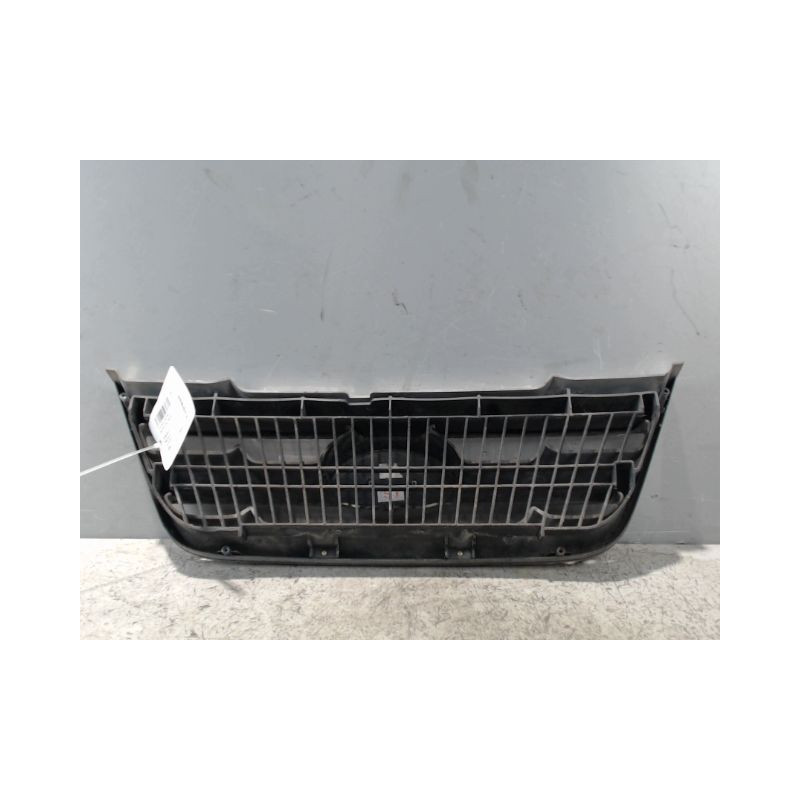 CALANDRE HYUNDAI MATRIX PH2 -05