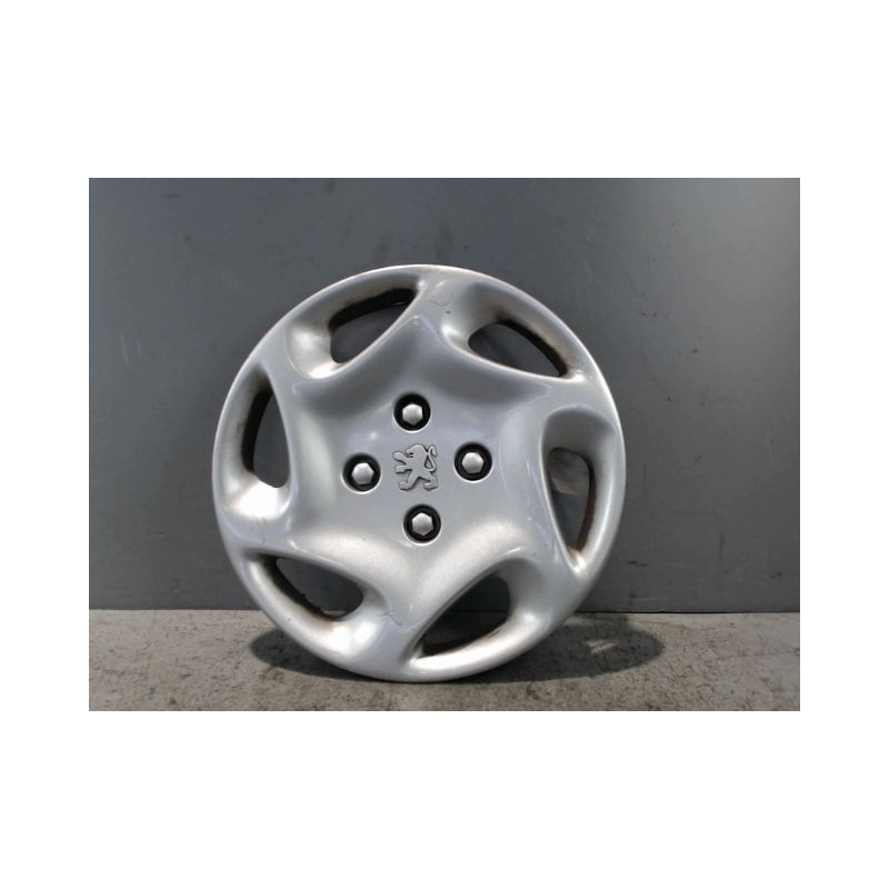 ENJOLIVEUR DE ROUE PEUGEOT 306 97-2001