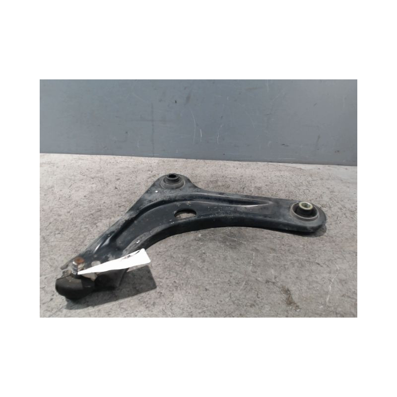 TRIANGLE INFERIEUR AVANT GAUCHE PEUGEOT 208