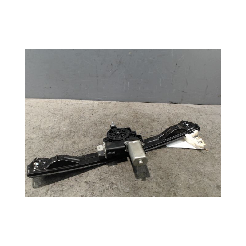 MECANISME+MOTEUR LEVE-GLACE AVANT DROIT FIAT BRAVO 2007-