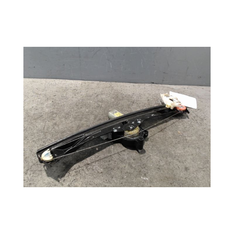 MECANISME+MOTEUR LEVE-GLACE AVANT DROIT FIAT BRAVO 2007-