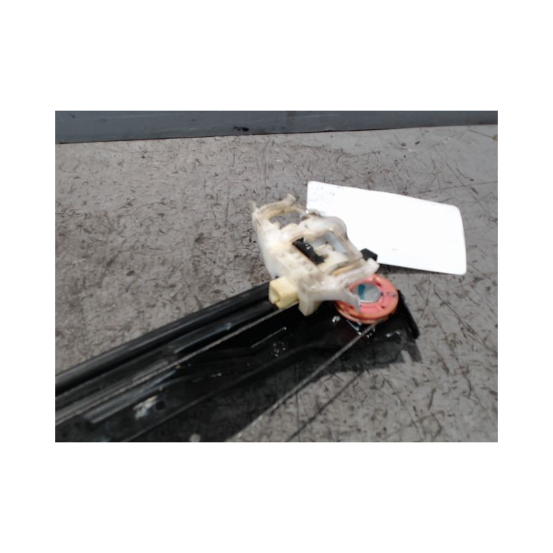 MECANISME+MOTEUR LEVE-GLACE AVANT DROIT FIAT BRAVO 2007-