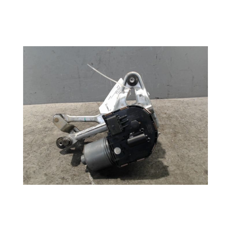 MOTEUR ESSUIE-GLACE AVD PEUGEOT 3008 2009-