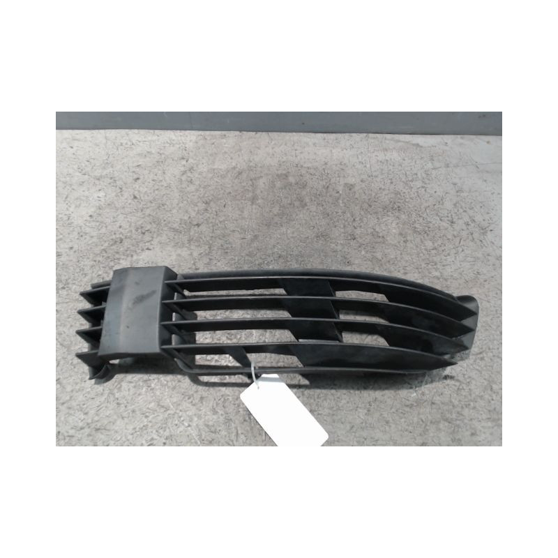 GRILLE VENTILATION PARE-CHOC AVG VOLKSWAGEN PASSAT 2000-2005