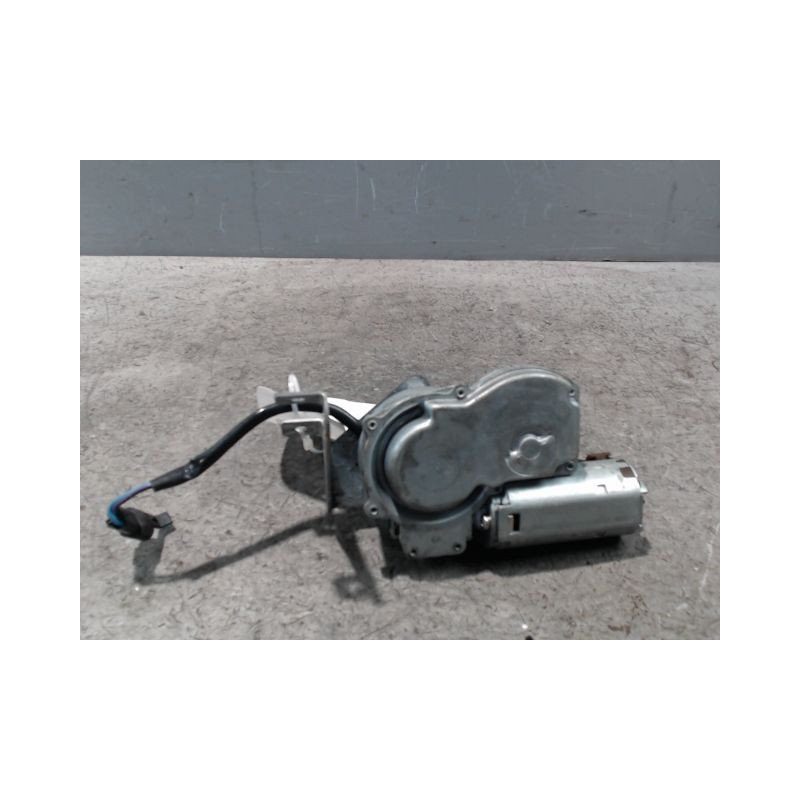 MOTEUR ESSUIE-GLACE ARRIERE OPEL ASTRA 94-98