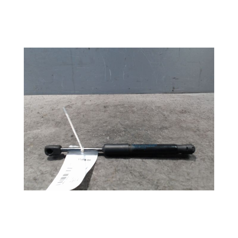 VERIN CAPOT G BMW SERIE 1