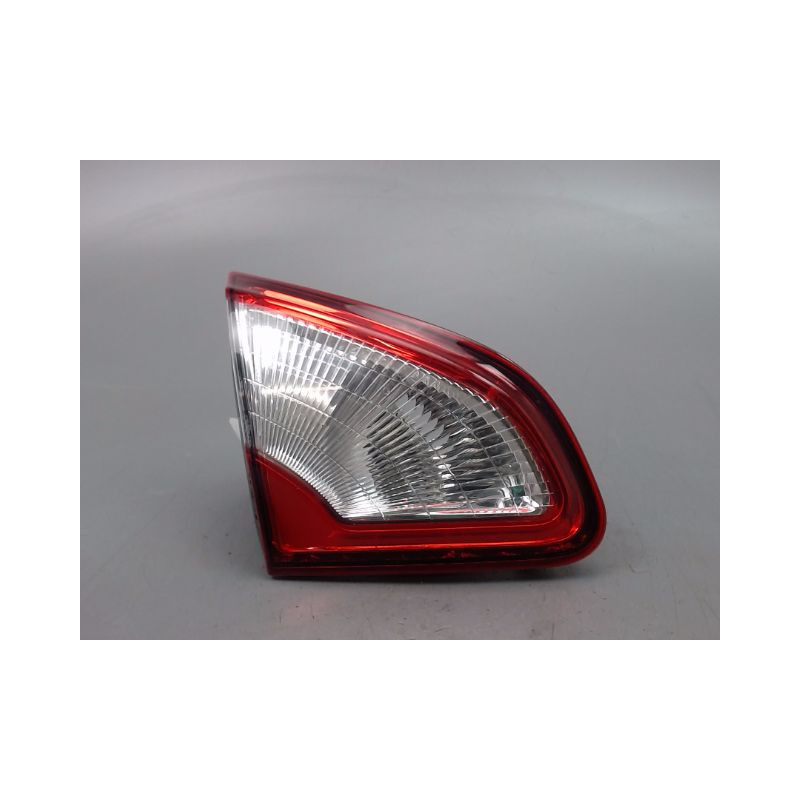 FEU ARRIERE INTERIEUR GAUCHE NISSAN QASHQAI BREAK I Phase 1 2007-2010