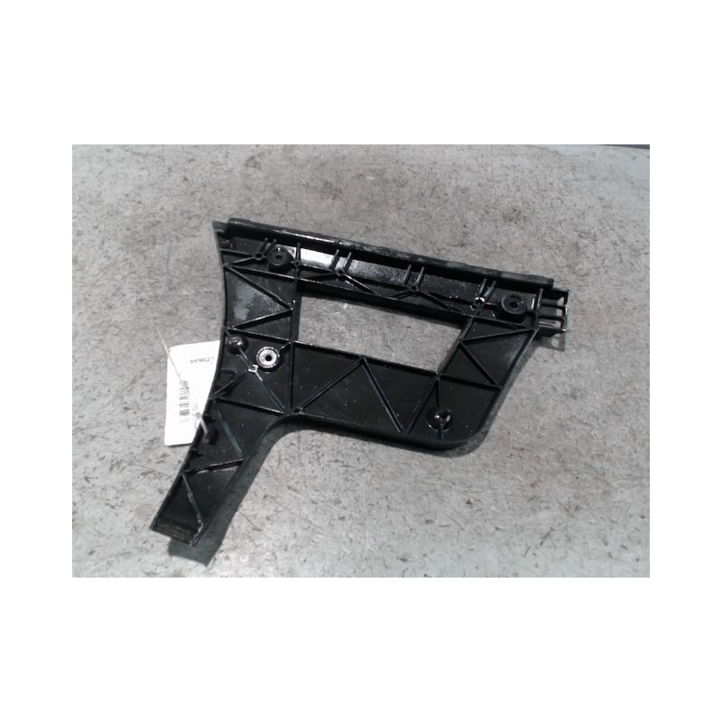 SUPPORT PARE-CHOC ARD AUDI A4 2008-