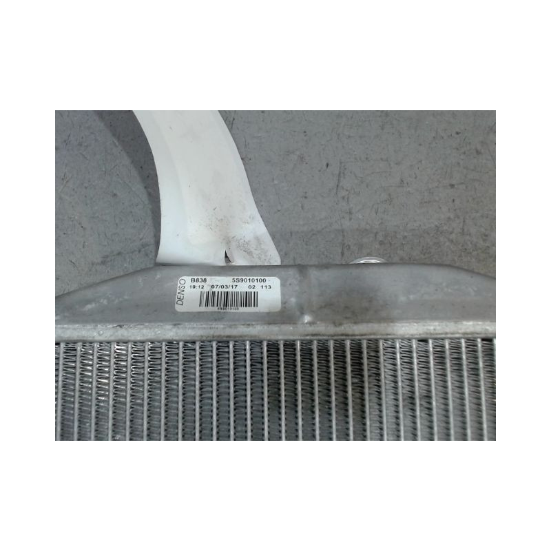 RADIATEUR DE CHAUFFAGE IVECO 35S18