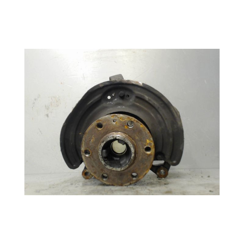 PIVOT AVANT GAUCHE IVECO 35S18