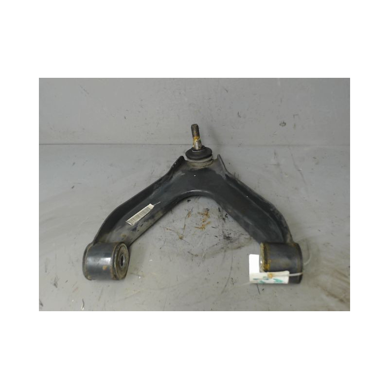 TRIANGLE INFERIEUR AVANT GAUCHE IVECO 35S18