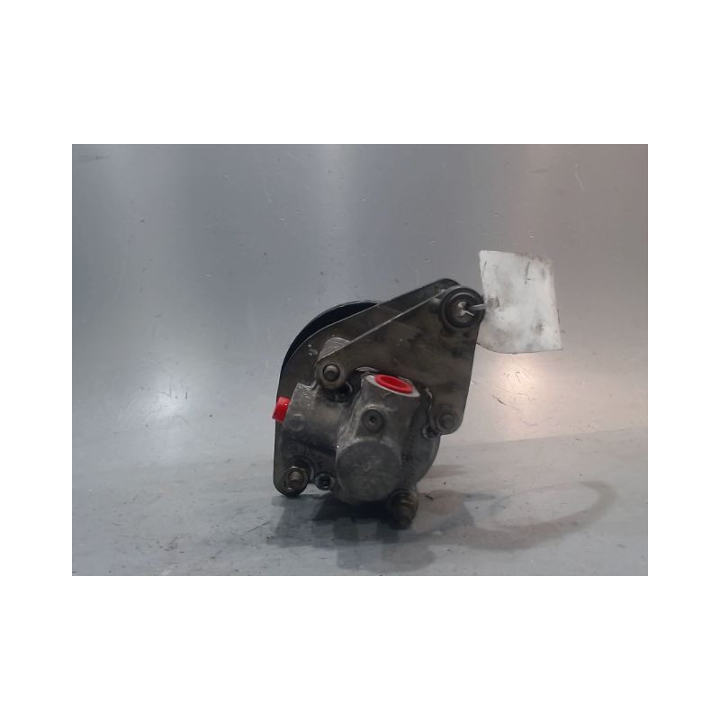 POMPE DIRECTION ASSISTEE AUDI 80
