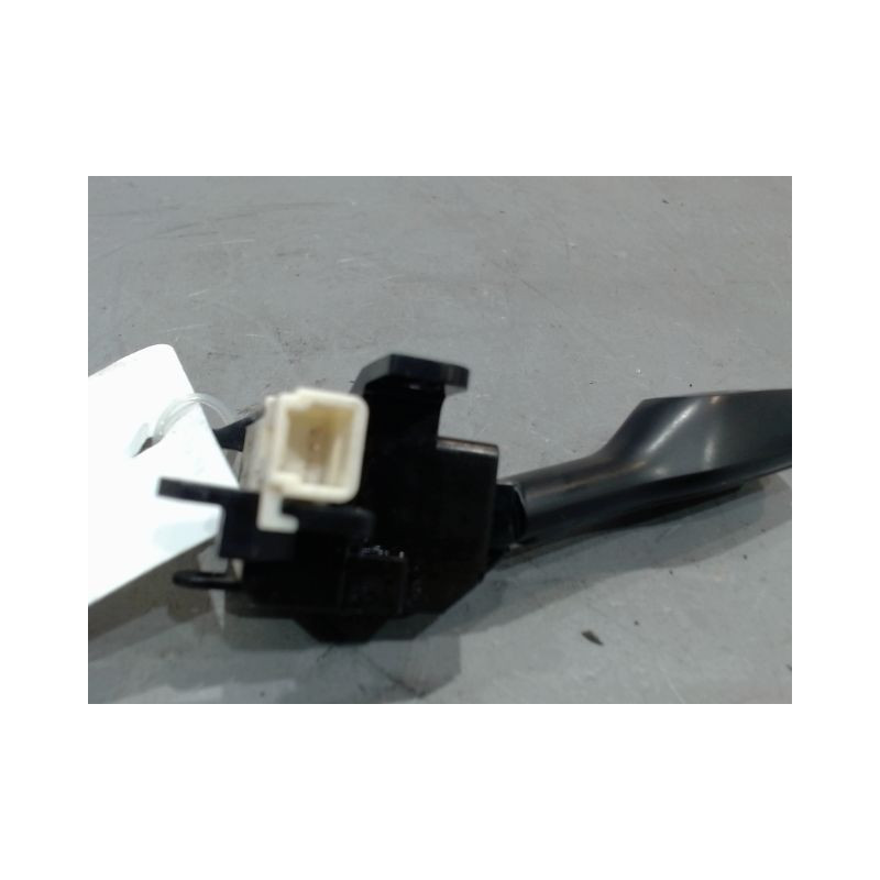 COMMANDE REGULATEUR/LIMITATEUR VITESSE TOYOTA YARIS