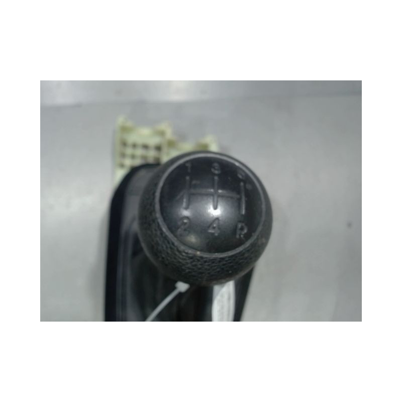 LEVIER DE VITESSES KIA PICANTO 1.0