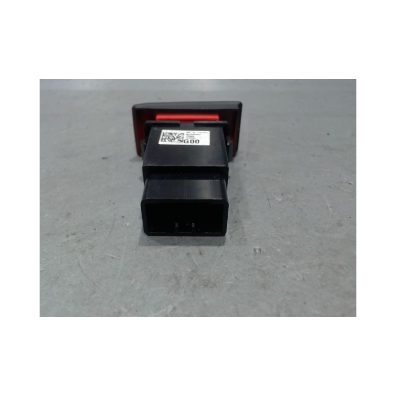 BOUTON DE WARNING KIA PICANTO